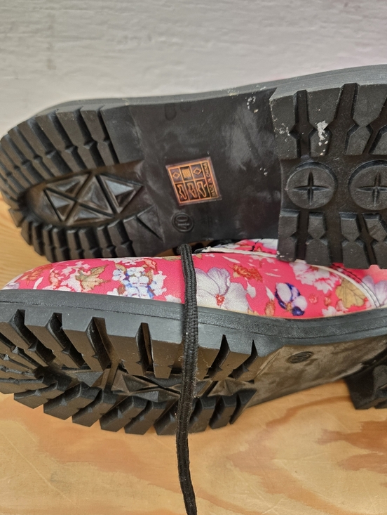Pink Floral Combat Boots Size 40 (US 9) - Picture 9 of 10
